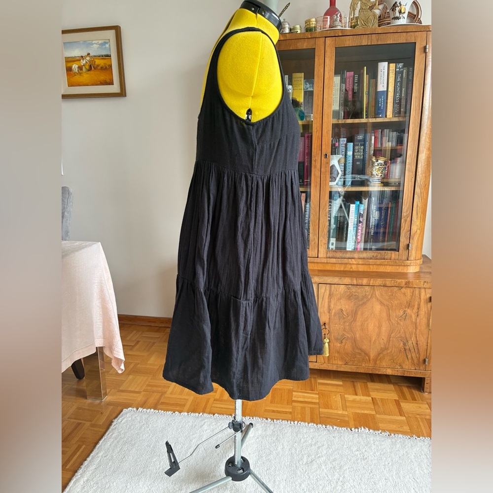 ICHI Black Tiered Sleeveless Mini Dress - Picture 2 of 11